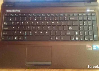 Laptop Asus win 10 pro - intel core i3- 2.67 GHz- 8gb- 120gb SSD