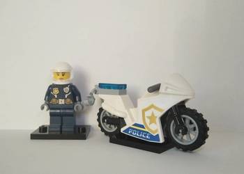Lego City Policjantka i Motocykl nr3