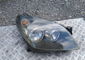 Lampa prawa przednia Opel Astra H III 3 EU 24451033
