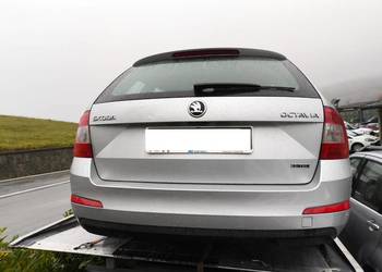 Skoda Octavia III 3 Kombi 13-17 LA7W zderzak tylny tył