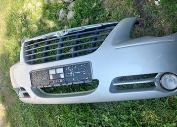 Zderzak chrysler voyager 2004