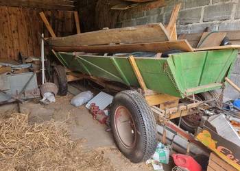 Duży wóz ciągnikowy