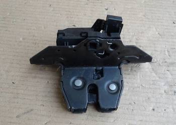 Zamek tylnej klapy Zafira c