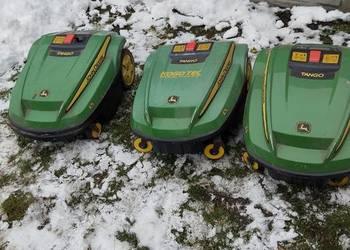 3 roboty koszące John Deere Tango E5