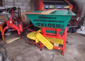 Rozsiewacz Motyl wał łąkowy  przyczepa ładowacz troll