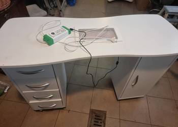 Sprzedam wyposazenie salonu kosmetycznego
