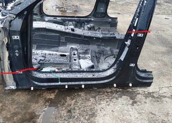 ĆWIARTKA PRÓG LEWA STRONA AUDI A6 C8 SEDAN AVANT