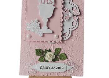 Zaproszenia Komunia Dziewczynka Kielich W Ramce – Serwetka B6 Róż – Biel