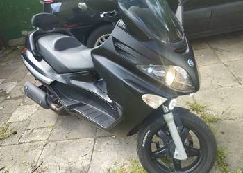 piaggio xevo 125zamienie na wieksza pojemnosc lub dostawcze auto