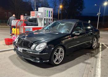 Mercedes-Benz Klasa E W211 5.0 E500 Japonia