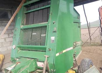 Prasa John Deere 550