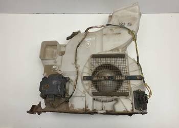 Mitsubishi Pajero III WENTYLATOR Dmuchawa tył