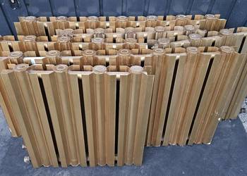 Grzejnik aluminiowy złoty.