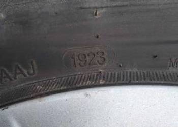 Witam sprzedam opony z felgami