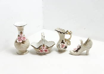 Porcelanowe Miniaturki Figurki Z Różami Vintage Retro Zestaw 4 Sztuk