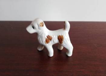 Porcelanowa figurka pieska ręcznie malowana