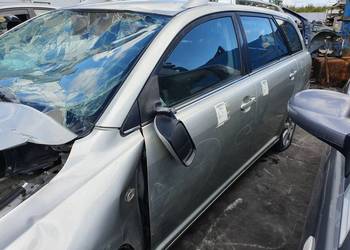 DRZWI LEWE PRZÓD TOYOTA AVENSIS T25 1C0