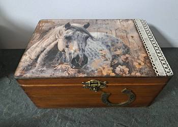 Szkatułka z koniem kuferek duży drewniany handmade