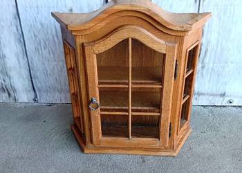 mała witrynka wisząca / 315