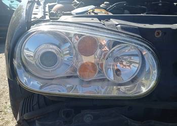 Lampa prawa przednia Xenon Volkswagen Golf IV