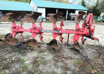 Pług Massey Ferguson na licencji Frost Pług Massey Ferguson na licencji Frost