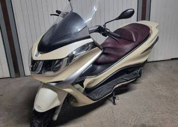 Rama z dokumentami Piaggio x10 wszystkie części