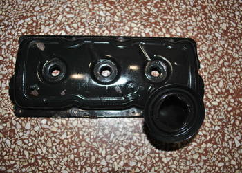 Pokrywa zaworów lewa AUDI A4B5 A6C5 A8D2 PASSAT B5SUPERB 1 2,5V6 TDI AKNAFB
