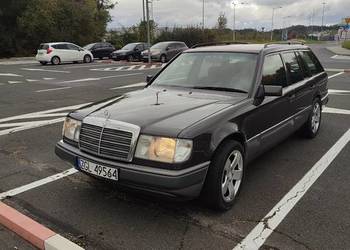 Mercedes Benz T124 W124 T-Model 230 TE 1991 rok kombi