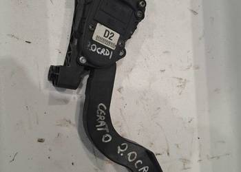 KIA CERATO 2,0 CRDI pedał gazu