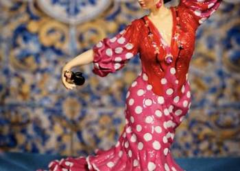 FIGURKA HISZPAŃSKIEJ TANCERKI FLAMENCO