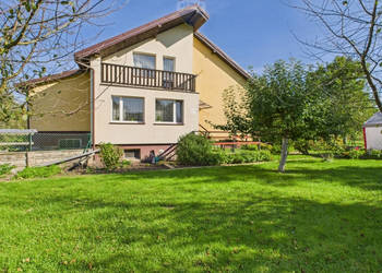 Przestronny dom rodzinny z działką 2000 m²