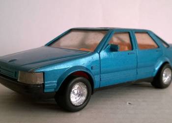 Stara Zabawka Samochód Model Saab 900