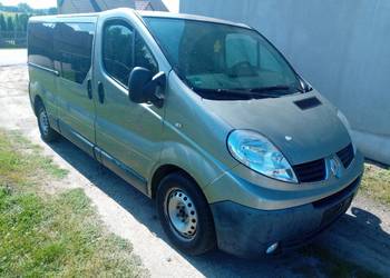 Passenger 9 osób trafic vivaro nawiewy