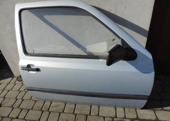 VW GOLF III HB 3D DRZWI PRZEDNIE PRAWE LB7Z