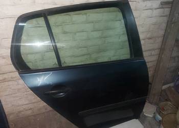 VW GOLF V 5 DRZWI PRAWE TYŁ