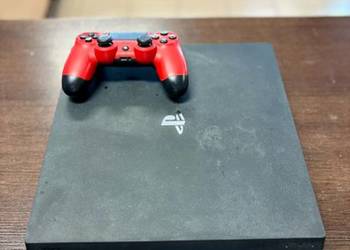 Konsola Sony PlayStation 4 Pro 1 TB + Pad