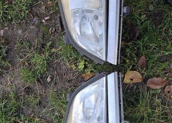 Opel Zafira a 2004 lampy przednie .komplet