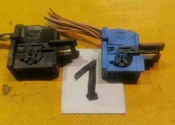 wtyczki panelu wyświetlacza 2szt.Renault Scenic 2  Megane 2 Clio 3Modus