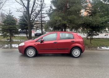 śliczny niezawodny punto z gazem