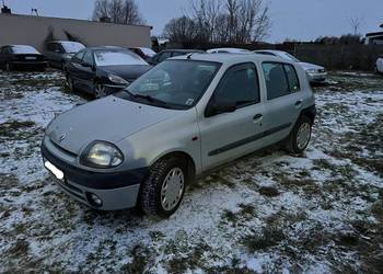 Renault Clio 1.4 8v 75KM E7JC 634 całość w cenie silnika 140 tys. km.