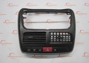 FIAT DOBLO II 10r kratka nawiewu środkowa ramka