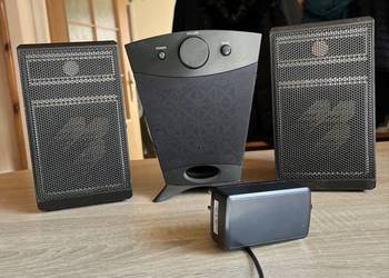 Głośniki do komputera 2x4,5W+8W nie tylko, stan idealny