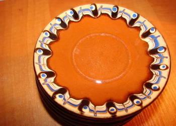 ceramika bułgarska - talerzyki 11 cm