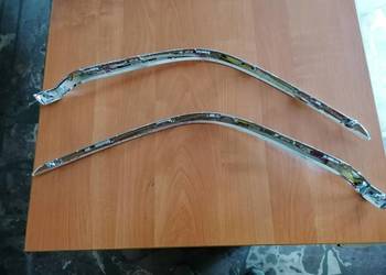 Sprzedam listwy zderzaka atrapa Toyota Yaris 2015