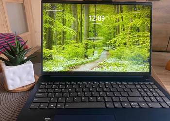 LENOVO IdeaPad Slim 5 16ABR8 AMD Ryzen 7 7730U GHz 16GB RAM 512GB SSD