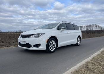 Chrysler Pacifica Limited 2020r bezwypadkowa zarejestrowana jasne skóry