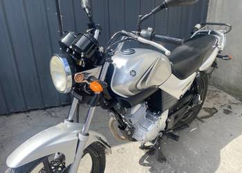 Yamaha ybr 125 Suzuki dr transport honda cb kawasaki 125