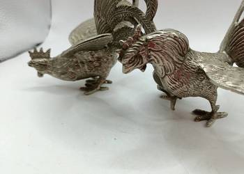 Dwa walczące koguty metal wysokoniklowy chińskie srebro