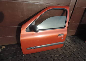 RENAULT CLIO 2 5D DRZWI LEWE PRZEDNIE NV314