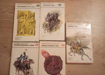 Zestaw ksiązek historycznych